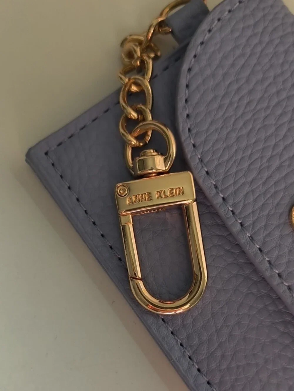 Anne Klein Lavender Pebbled Leather Card Holder w/ Gold Chain Key Clip